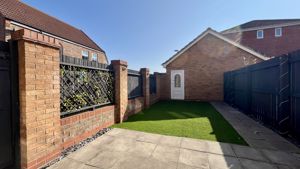 Photo 19- click for photo gallery